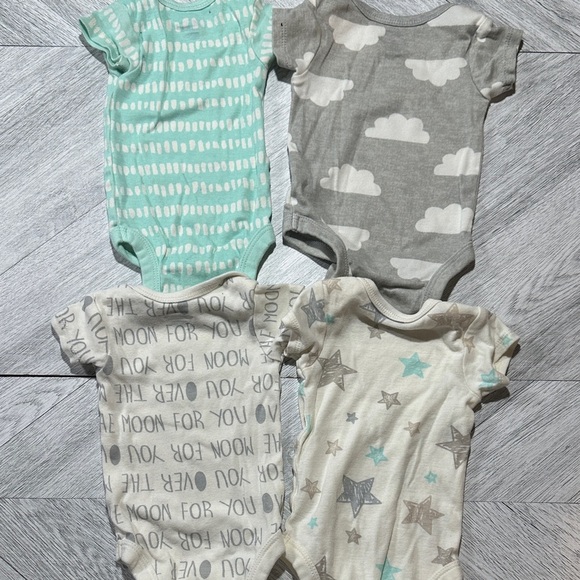 Gerber Baby Bodysuits - Mint, Gray, Cream - Picture 2 of 8